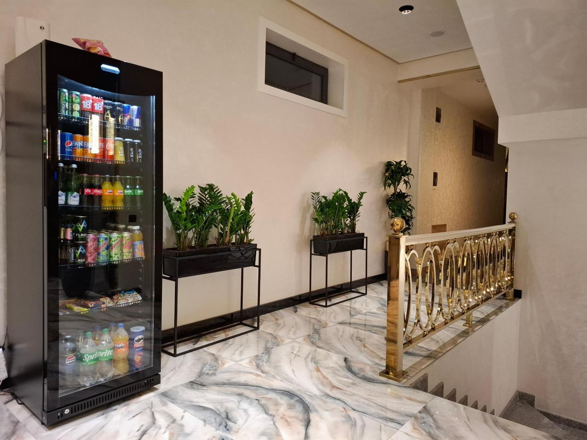 My Status Hotel Ташкент Екстериор снимка