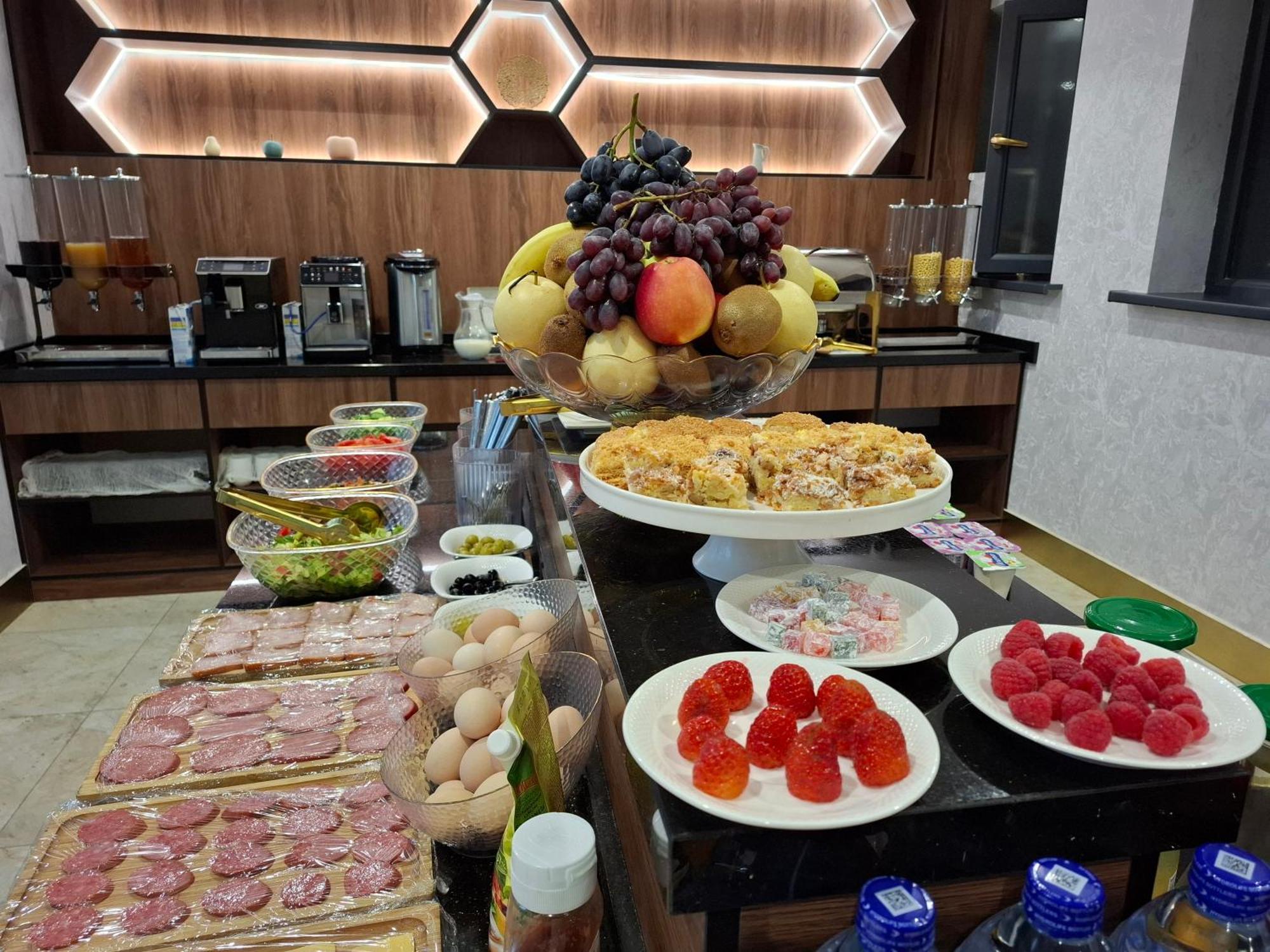 My Status Hotel Ташкент Екстериор снимка