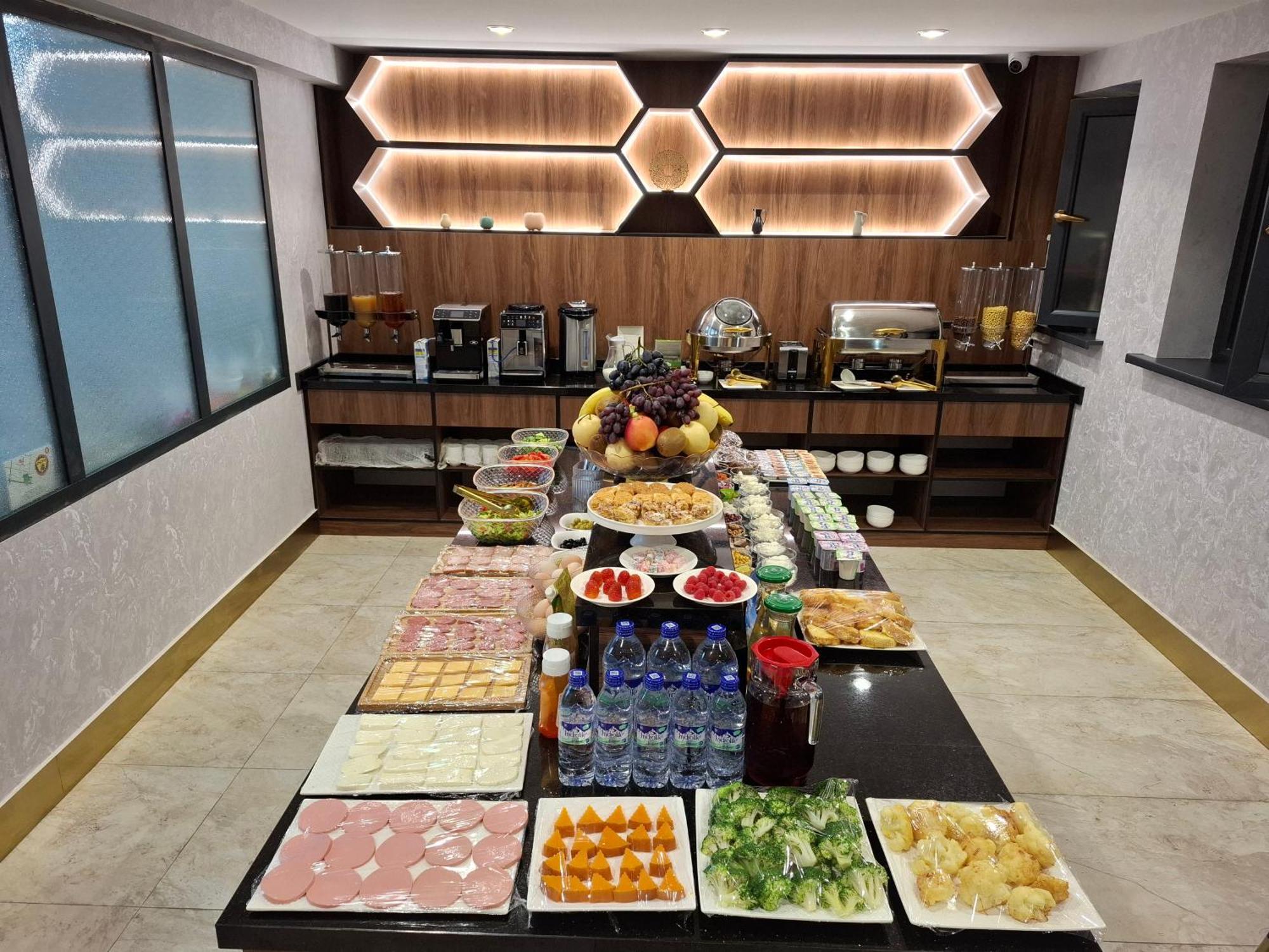 My Status Hotel Ташкент Екстериор снимка