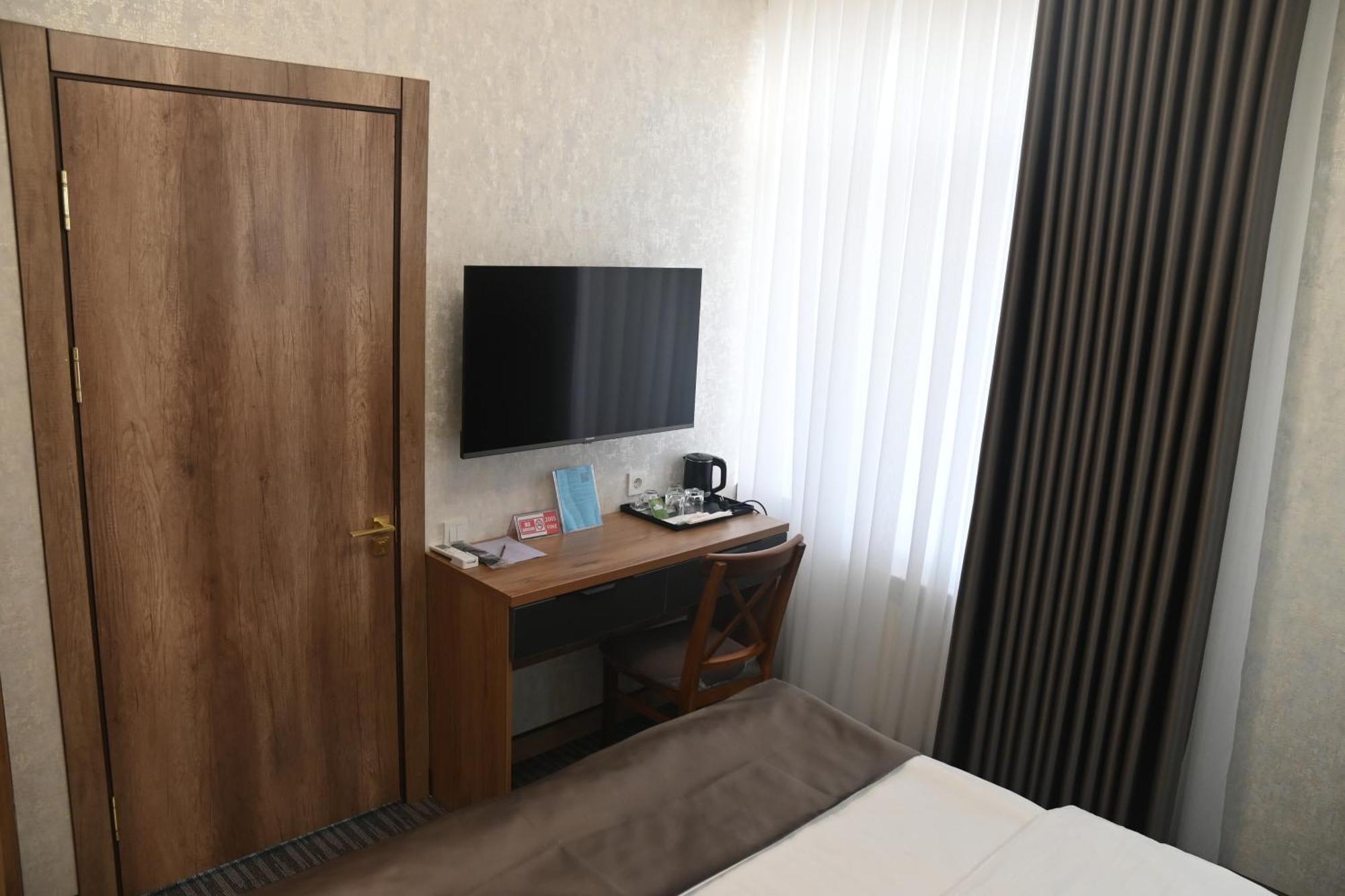 My Status Hotel Ташкент Екстериор снимка