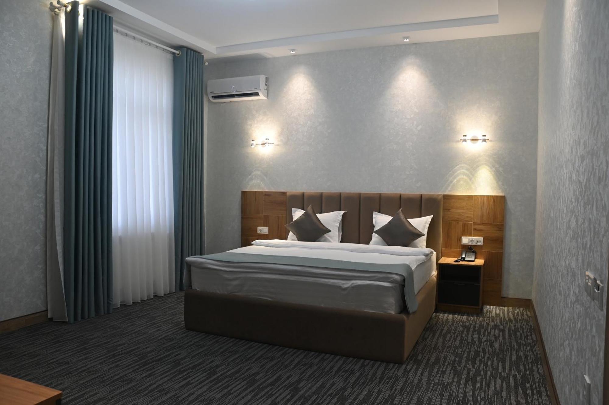 My Status Hotel Ташкент Екстериор снимка